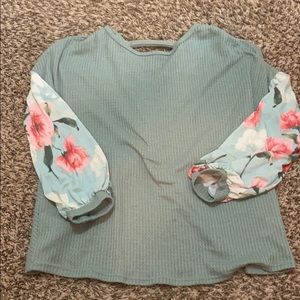 Boutique shirt Seafoam green with floral sleeves